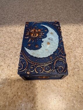 Celestial Moon & Sun Decorative Trinket Box - Midnight Blue with Pale Blue Moon.